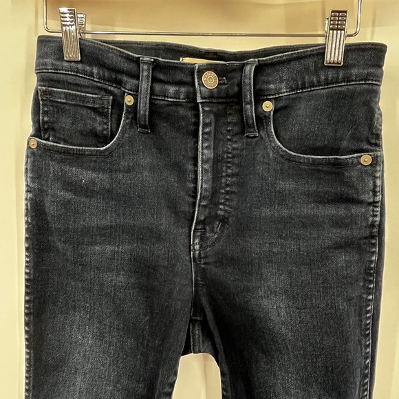 Madewell 10" High-Rise Skinny Jeans in Macalester Wash: Knee-Rip Edition Size 26 - Picture 3 of 13